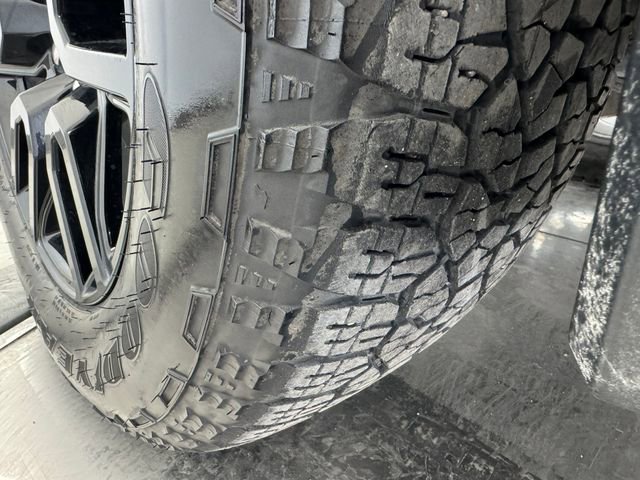 Used 2021 GMC Sierra 1500 Elevation image 10