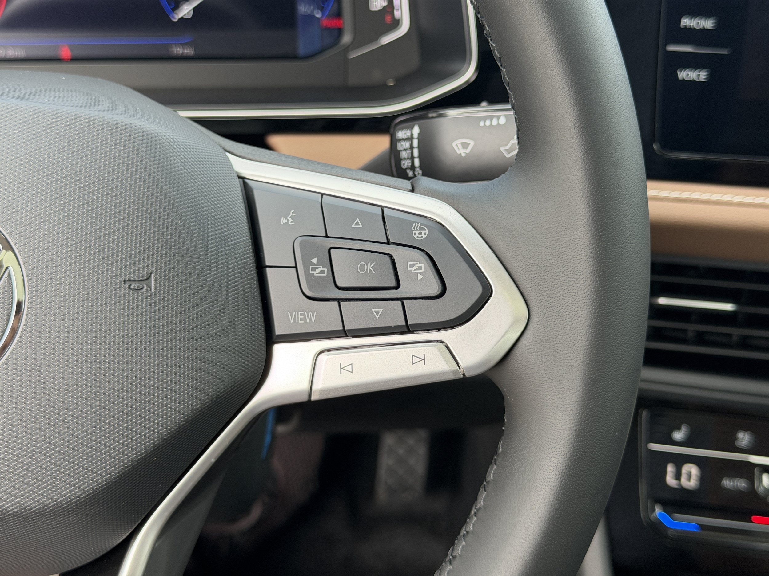 New 2026 Volkswagen Jetta SEL FWD image 31
