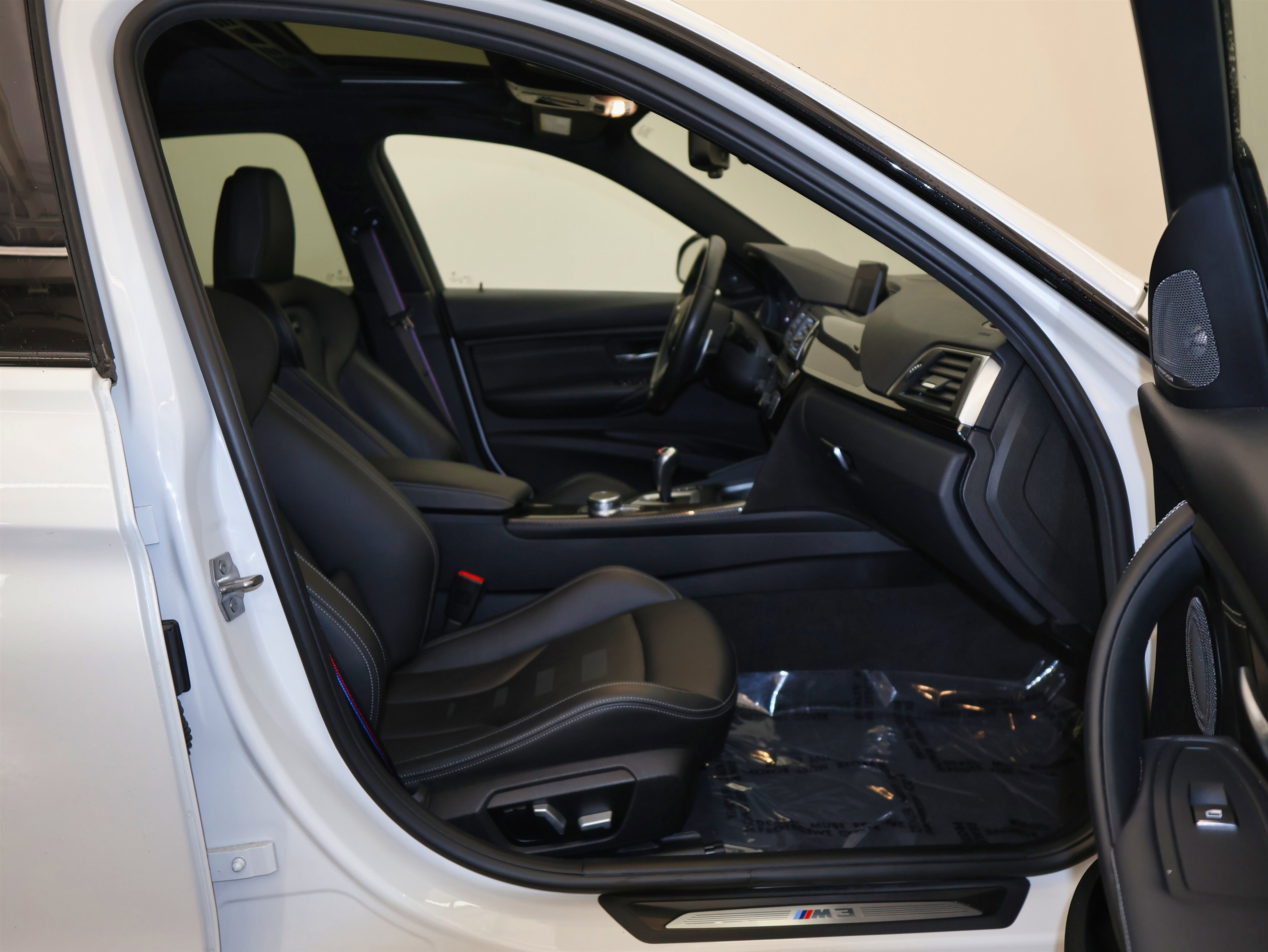 Used 2018 BMW M3 Competition w/ Competition Package image 40