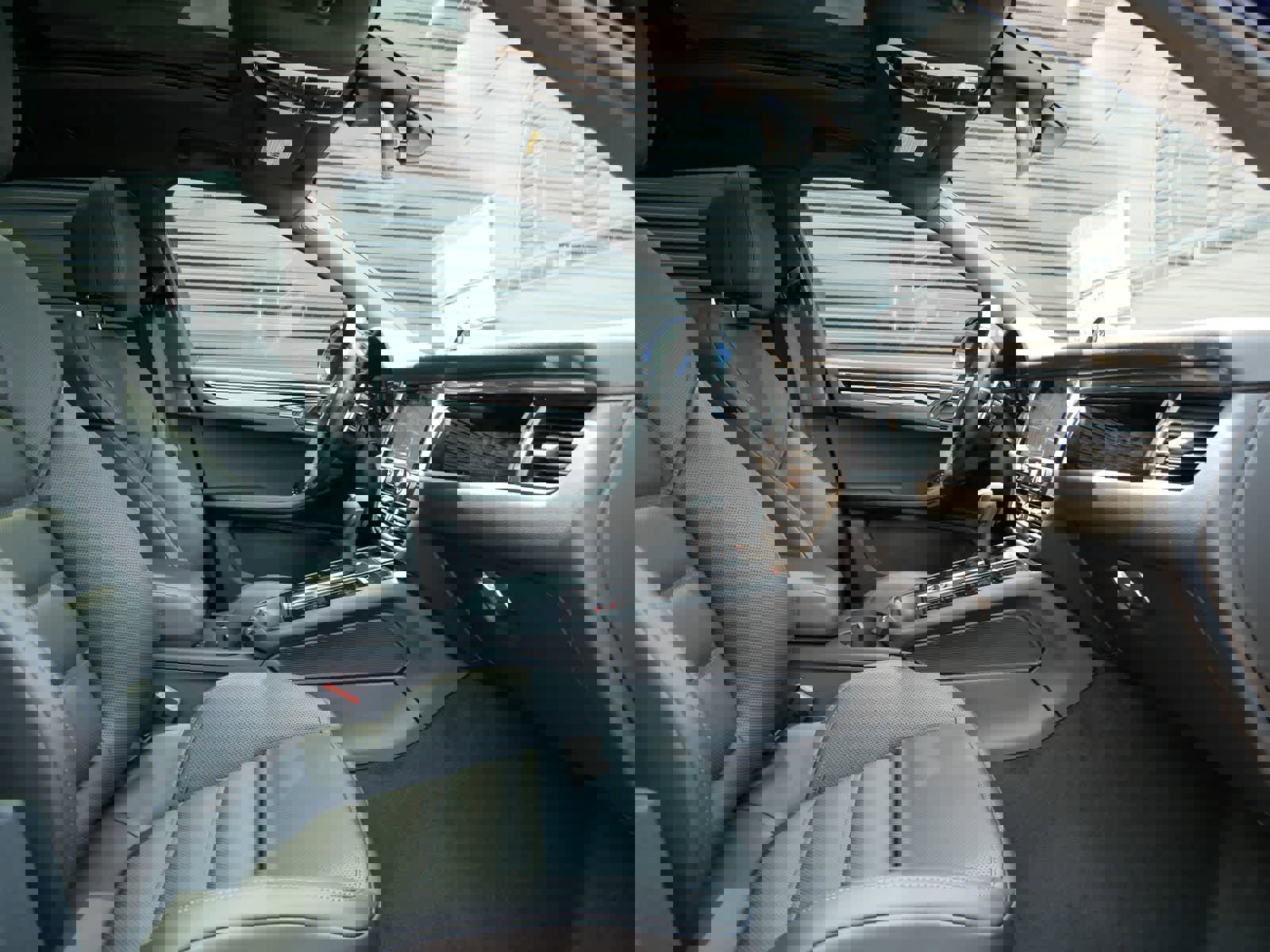 New 2025 Porsche Macan image 26