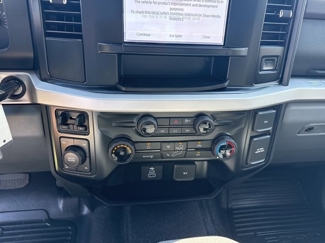 New 2026 Ford F350 XLT image 31