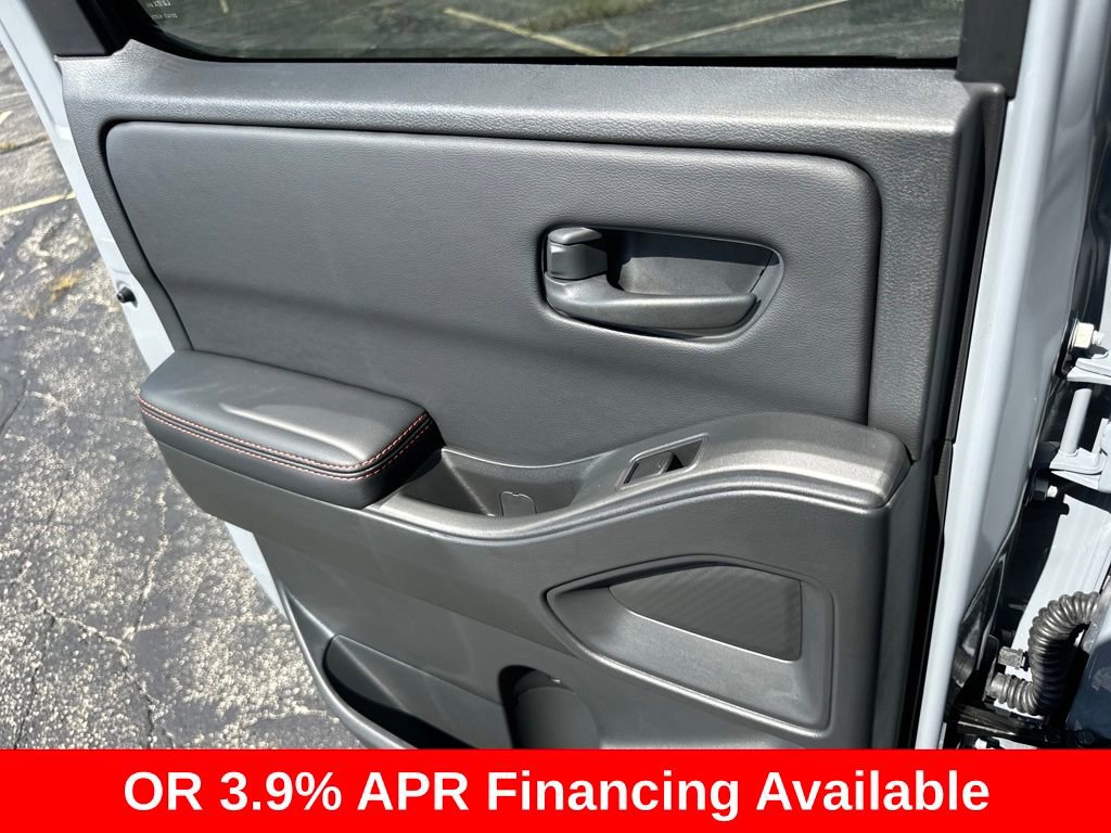 New 2026 Nissan Frontier PRO-4X w/ Pro-4x Convenience Package image 14