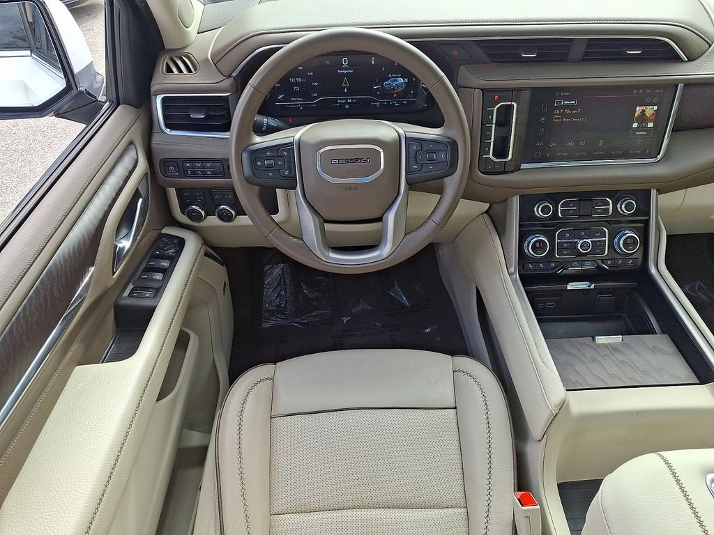 Used 2023 GMC Yukon Denali image 11