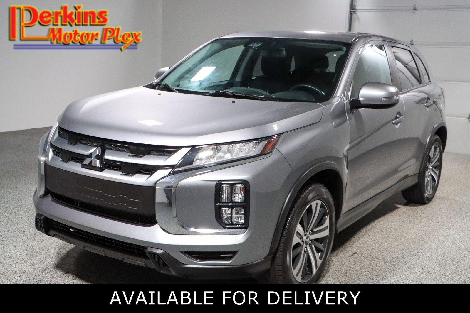 Used 2021 Mitsubishi Outlander Sport SE image 1