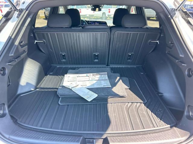 New 2026 Chevrolet Equinox EV LT w/ Comfort Package image 13