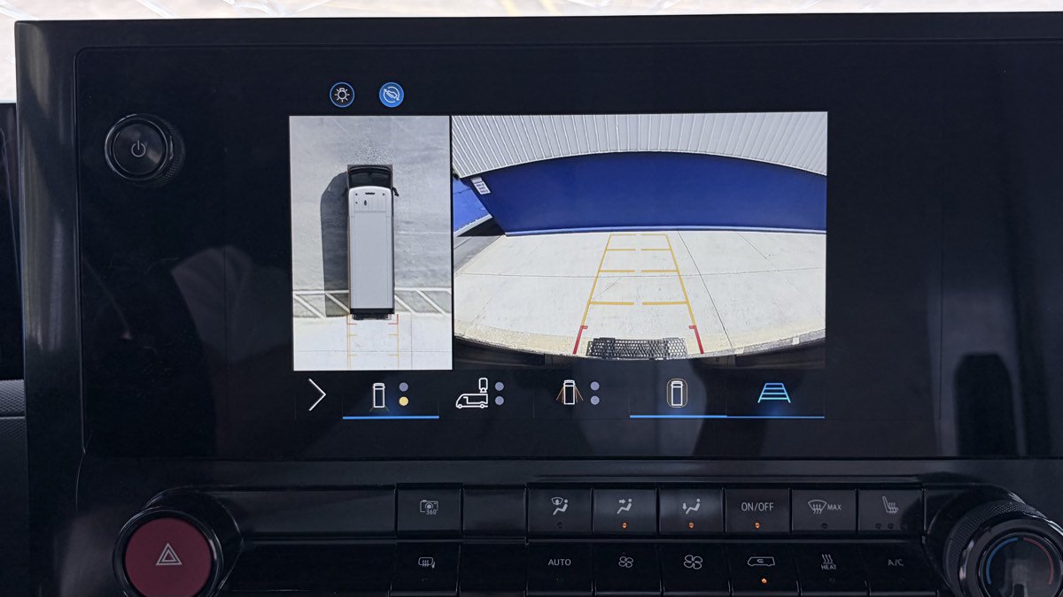 Used 2025 Chevrolet Brightdrop 600 FWD image 20