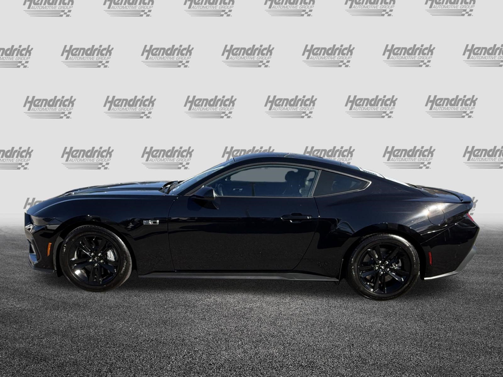 Used 2025 Ford Mustang GT RWD image 10