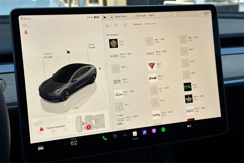 Used 2022 Tesla Model 3 image 17