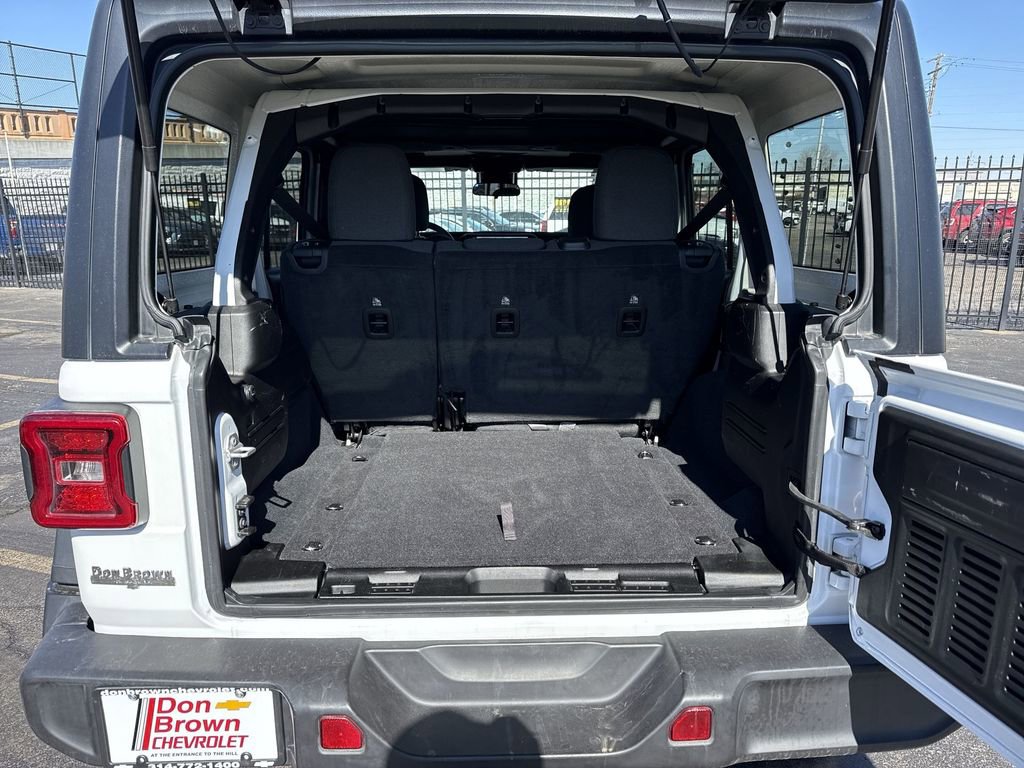 Used 2024 Jeep Wrangler Unlimited Rubicon image 30