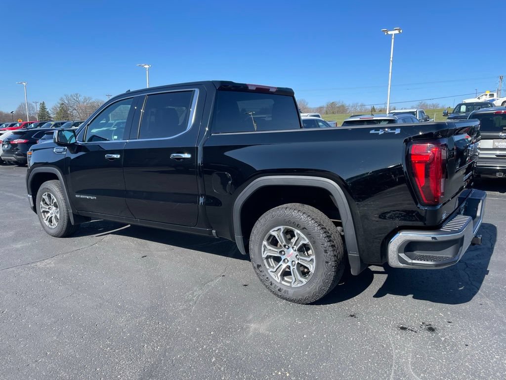 Used 2025 GMC Sierra 1500 SLT AWD/4WD image 5