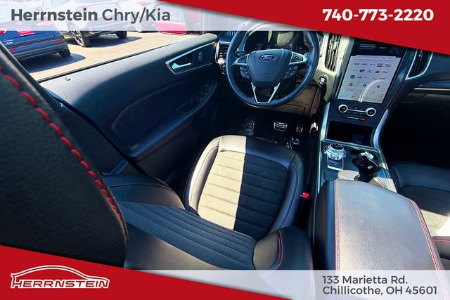 Used 2023 Ford Edge ST-Line w/ Class II Trailer Tow Package AWD/4WD image 11