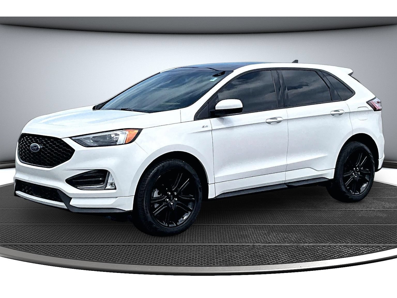 Used 2022 Ford Edge ST-Line w/ Class II Trailer Tow Package AWD/4WD image 15
