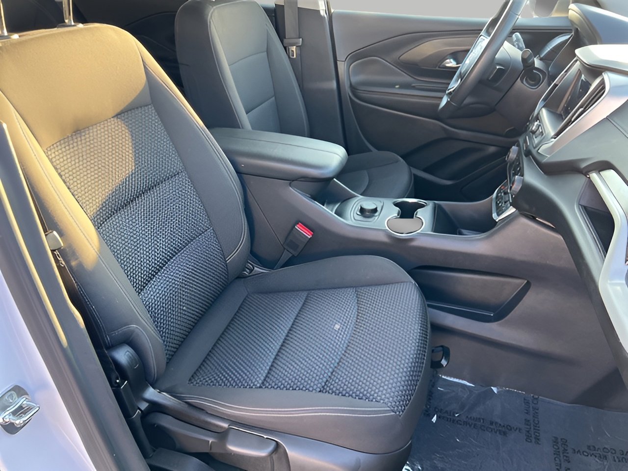 Used 2024 GMC Terrain SLE image 63