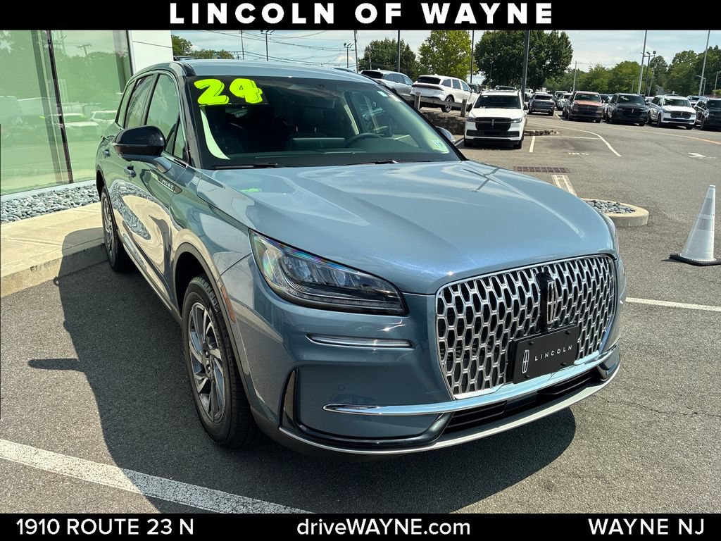 Certified 2024 Lincoln Corsair AWD w/ Equipment Group 101A image 10