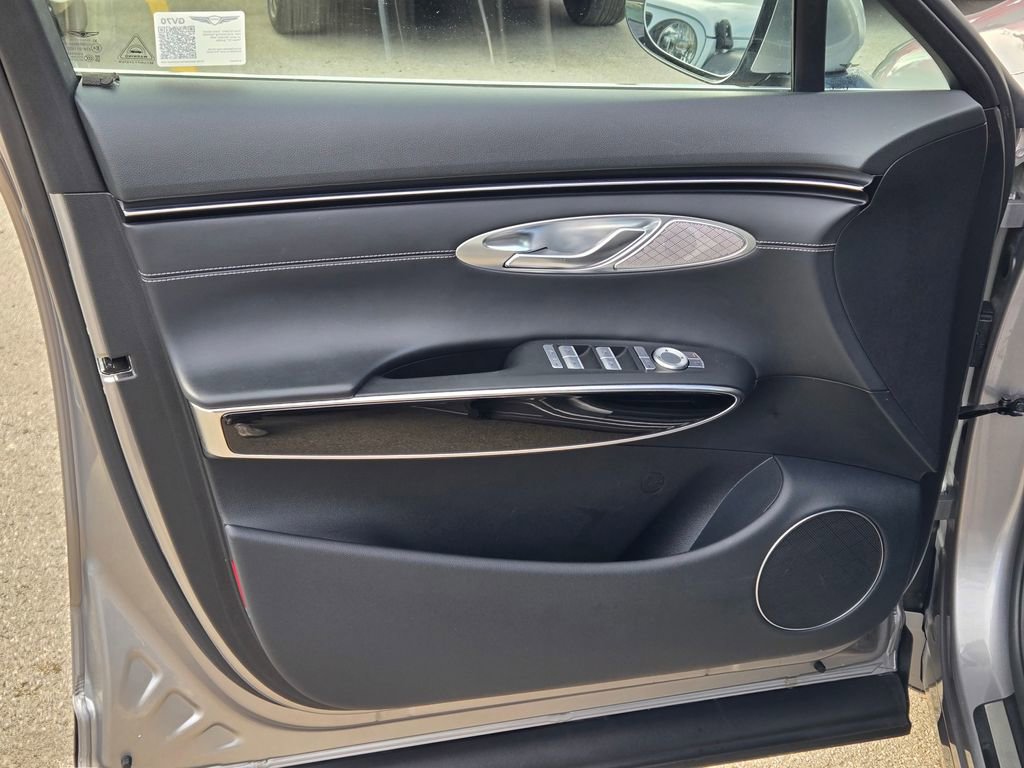 Used 2025 Genesis GV70 2.5T image 31