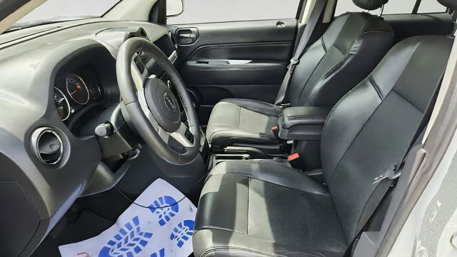 Used 2015 Jeep Compass High Altitude FWD image 11