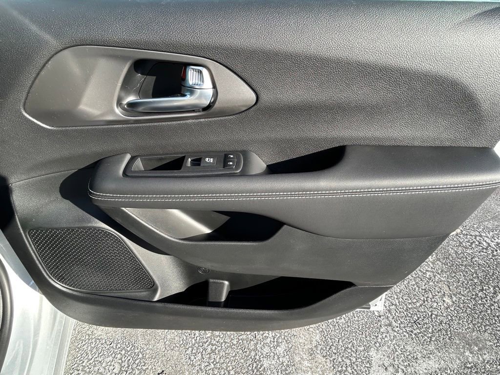 New 2026 Chrysler Pacifica Select image 25