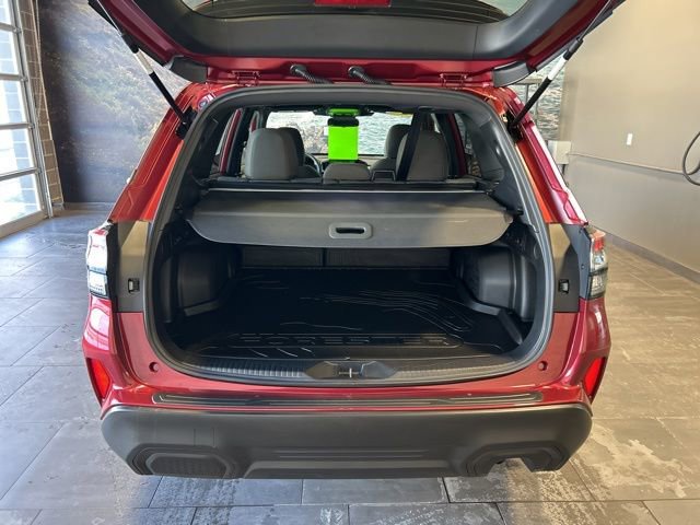 Used 2025 Subaru Forester Premium AWD/4WD image 32