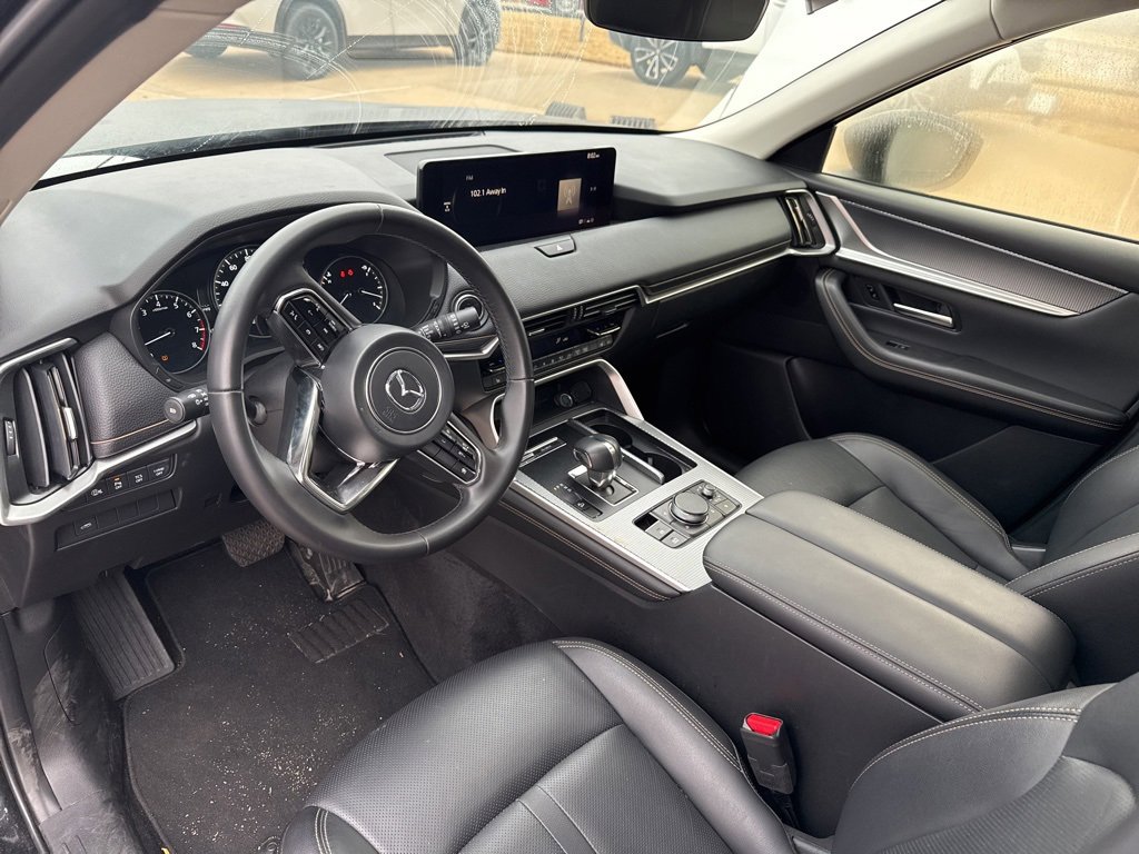 Certified 2025 MAZDA CX-70 3.3 Turbo w/ Preferred Package image 4