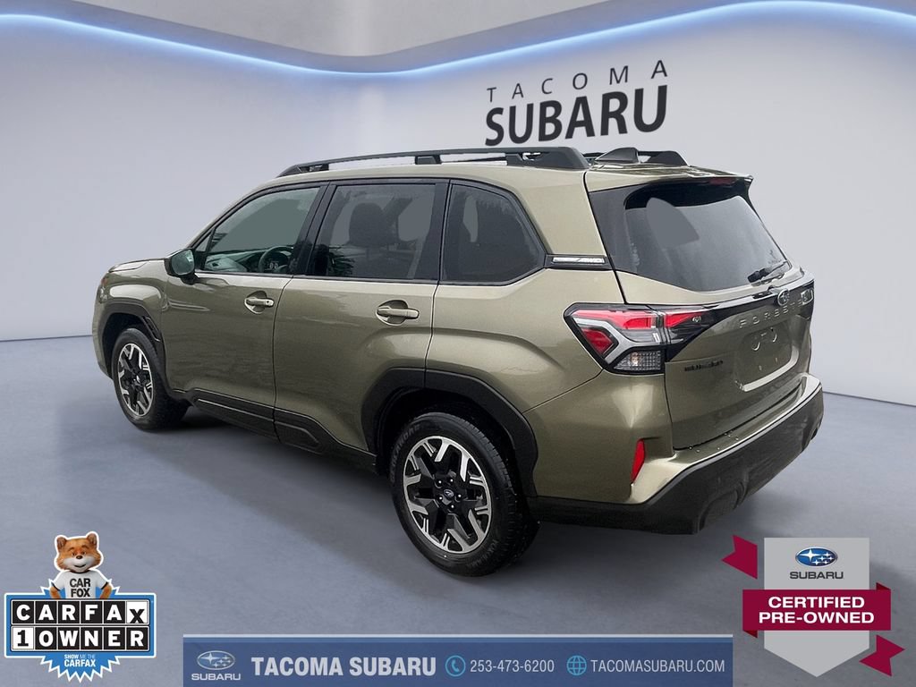 Used 2025 Subaru Forester Premium AWD/4WD image 3