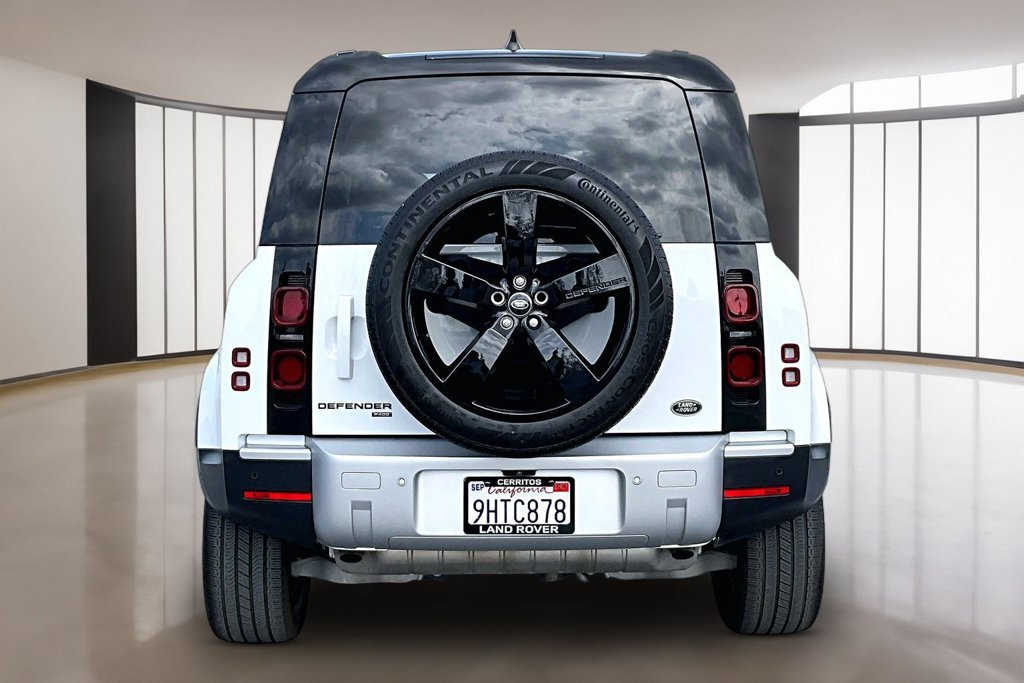 Certified 2023 Land Rover Defender 110 SE AWD/4WD image 5