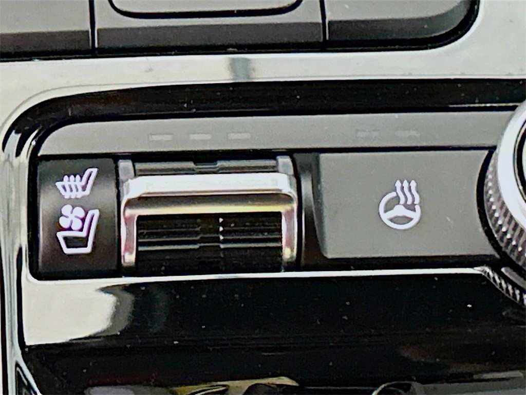 Used 2025 Kia K5 EX image 19