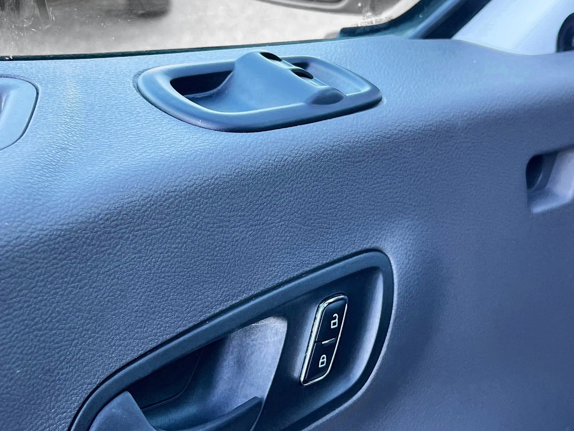 Used 2025 Ford Transit 250 Low Roof w/ Exterior Upgrade Package image 16