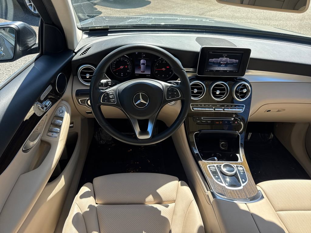 Used 2018 Mercedes-Benz GLC 300 image 23