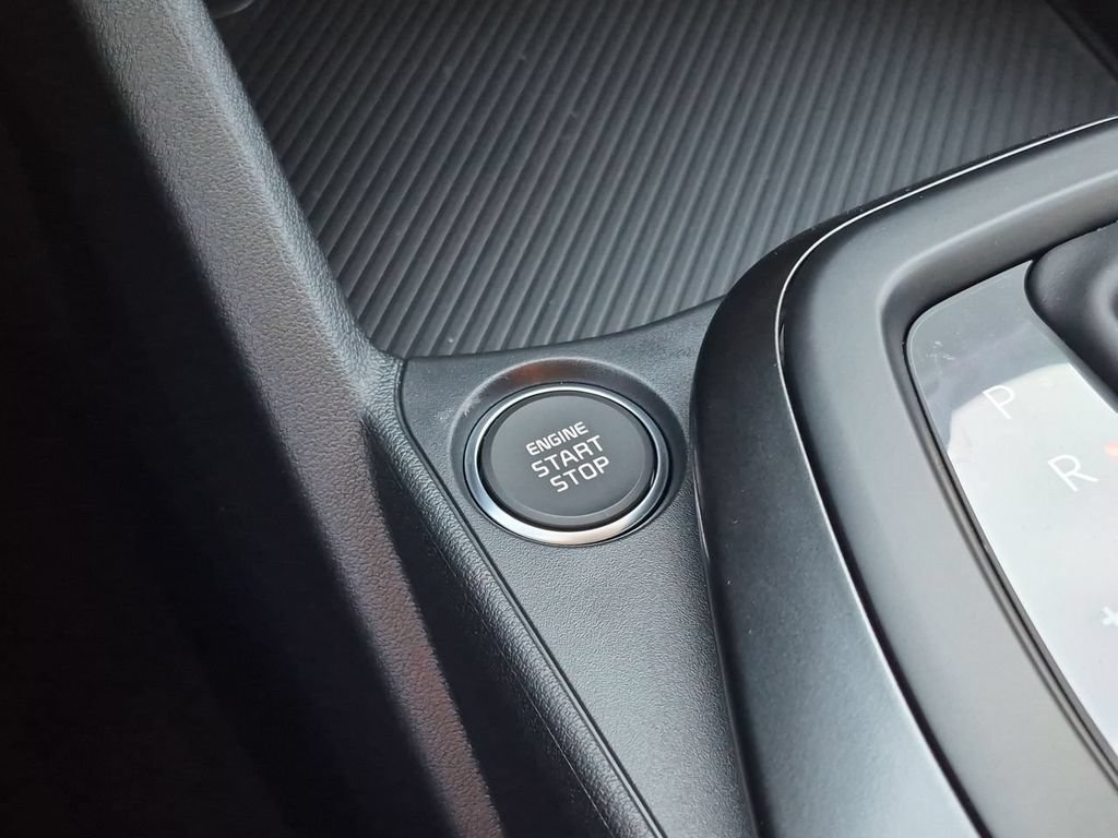 New 2026 Kia K4 FWD image 17