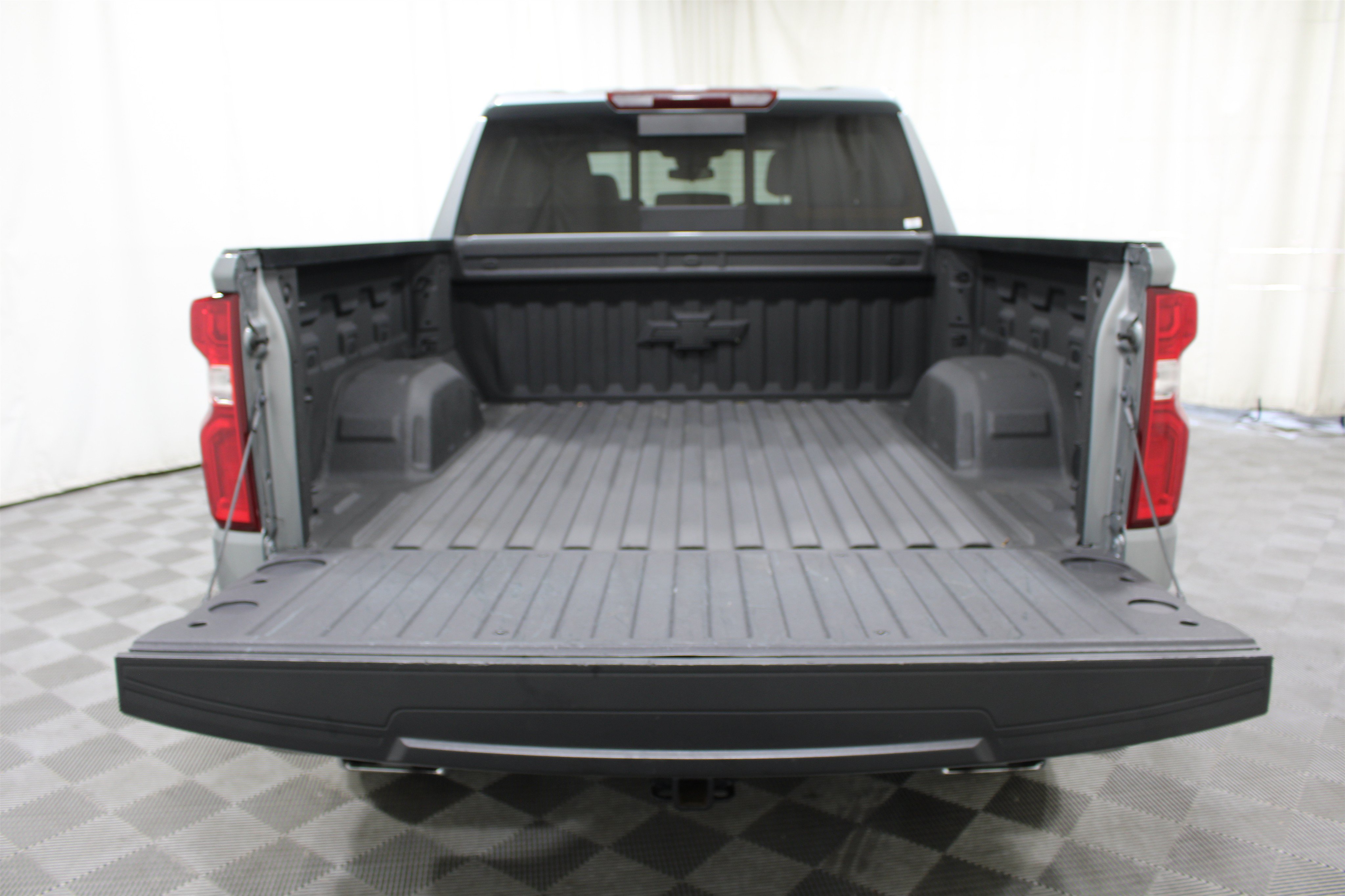 Used 2025 Chevrolet Silverado 1500 LT Trail Boss w/ Convenience Package II AWD/4WD image 22