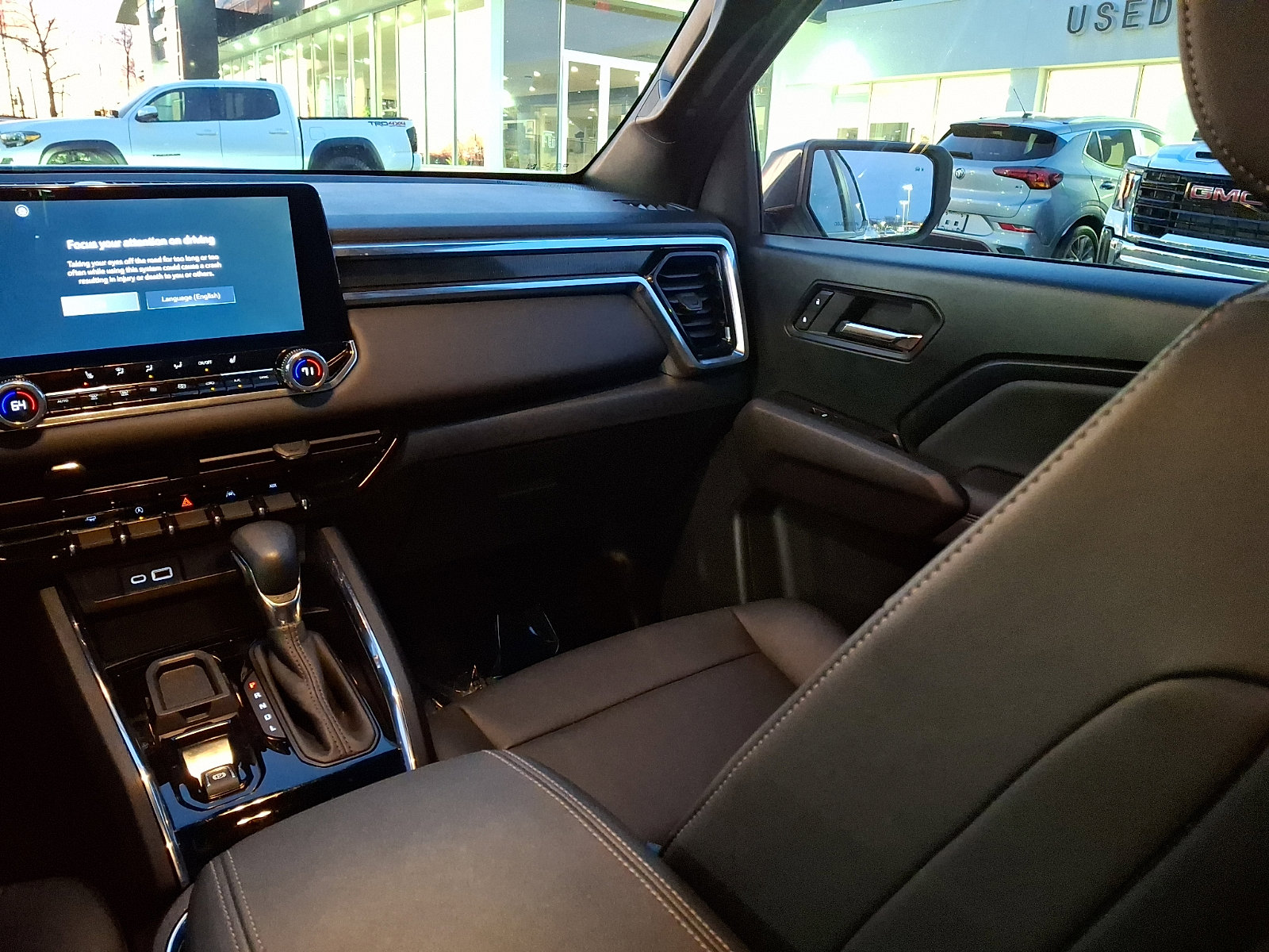 Certified 2024 GMC Canyon Elevation w/ Elevation Premium Package image 16