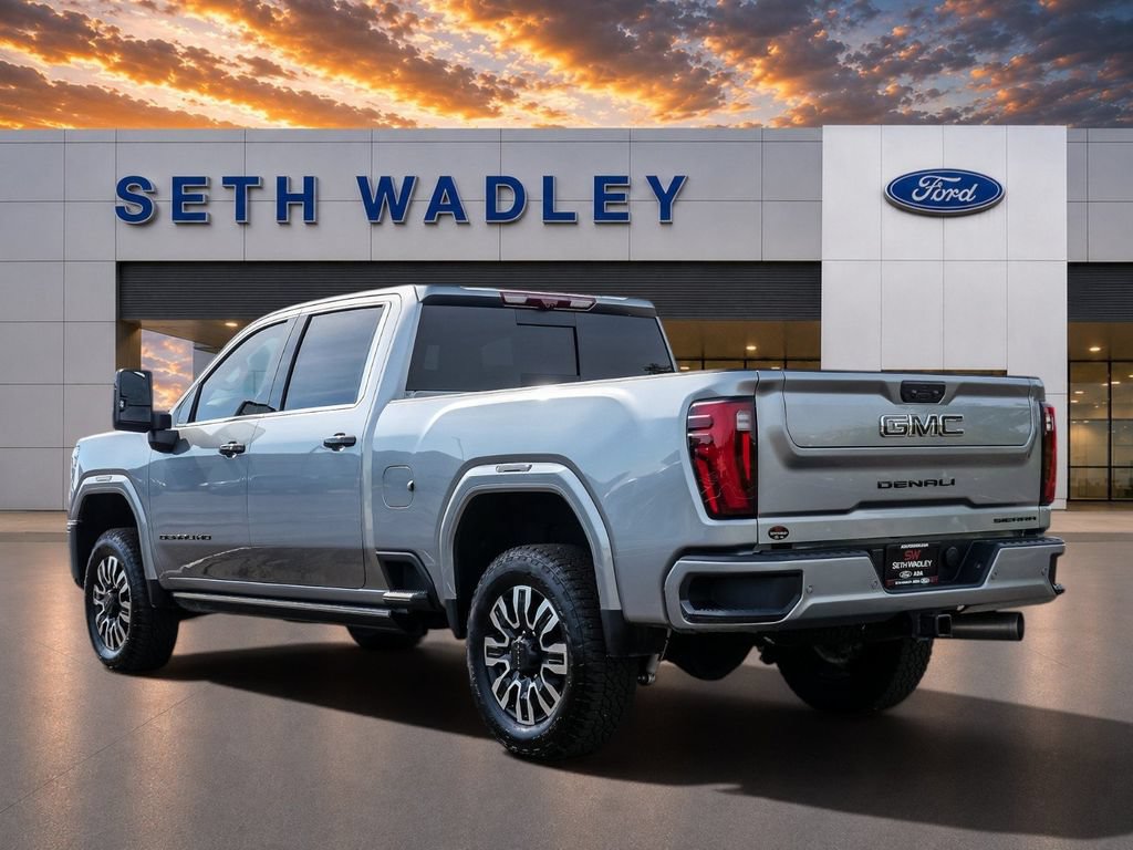 Used 2026 GMC Sierra 2500 Denali Ultimate w/ LPO, Black Badging Package AWD/4WD image 5