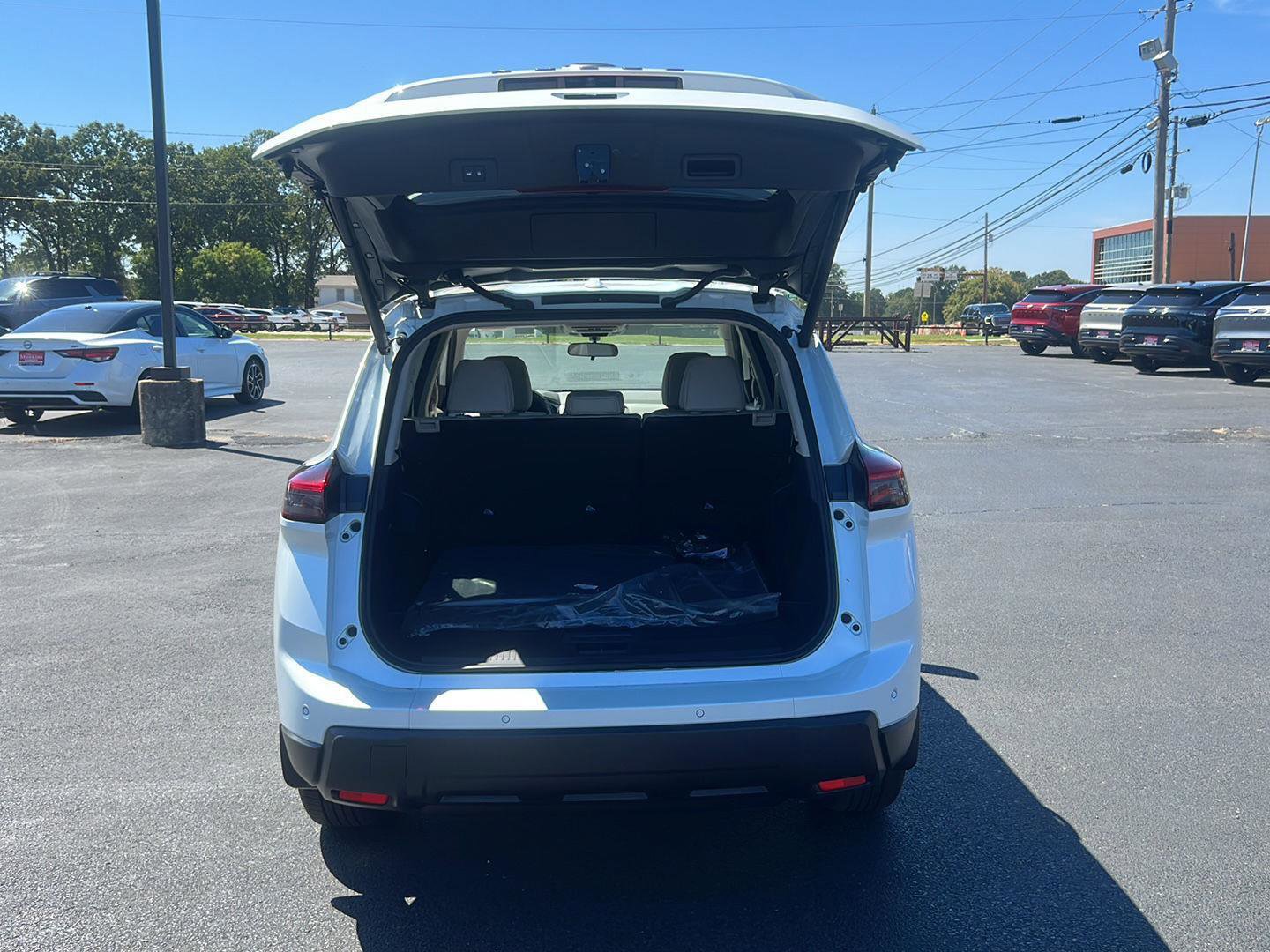 New 2026 Nissan Rogue SV w/ SV Premium Package image 27