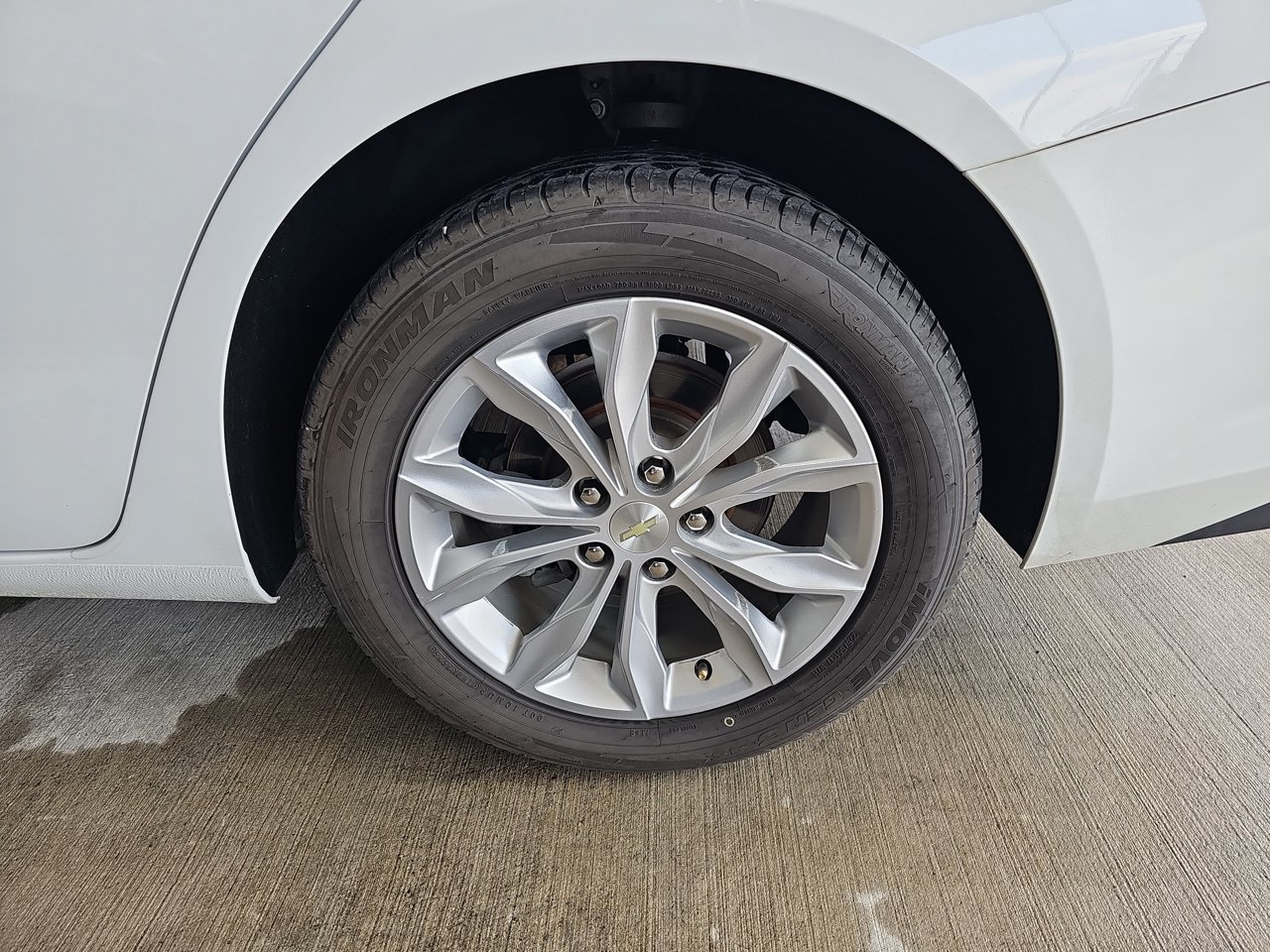 Used 2019 Chevrolet Malibu LT FWD image 36