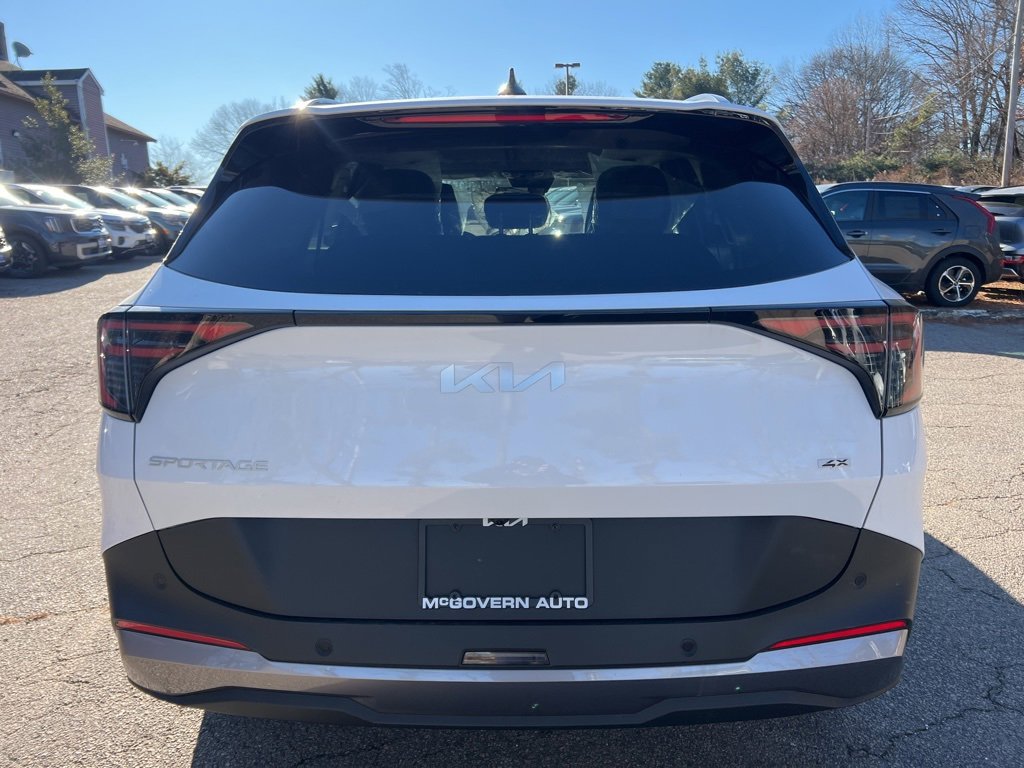 New 2026 Kia Sportage EX image 3