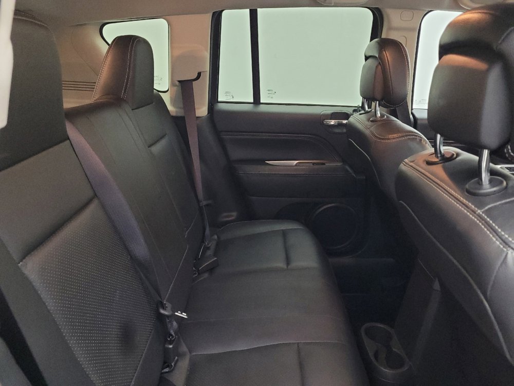 Used 2016 Jeep Compass High Altitude AWD/4WD image 19