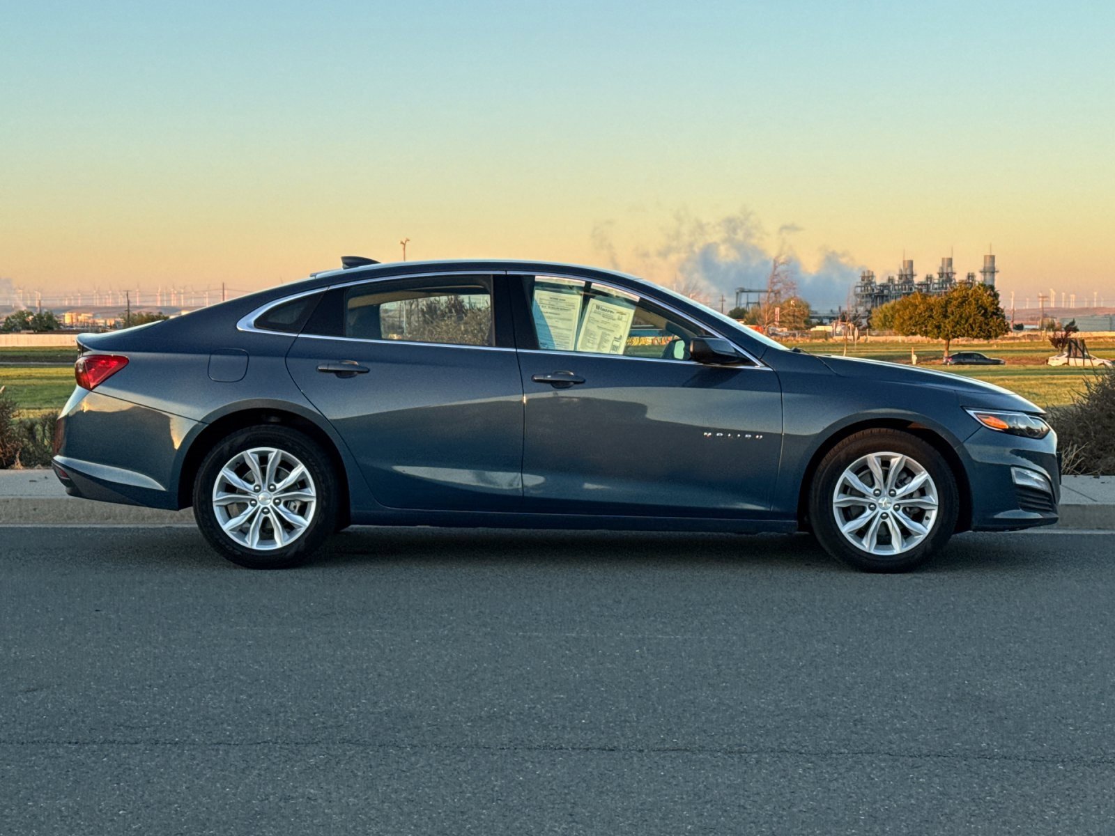 Used 2024 Chevrolet Malibu LT image 3