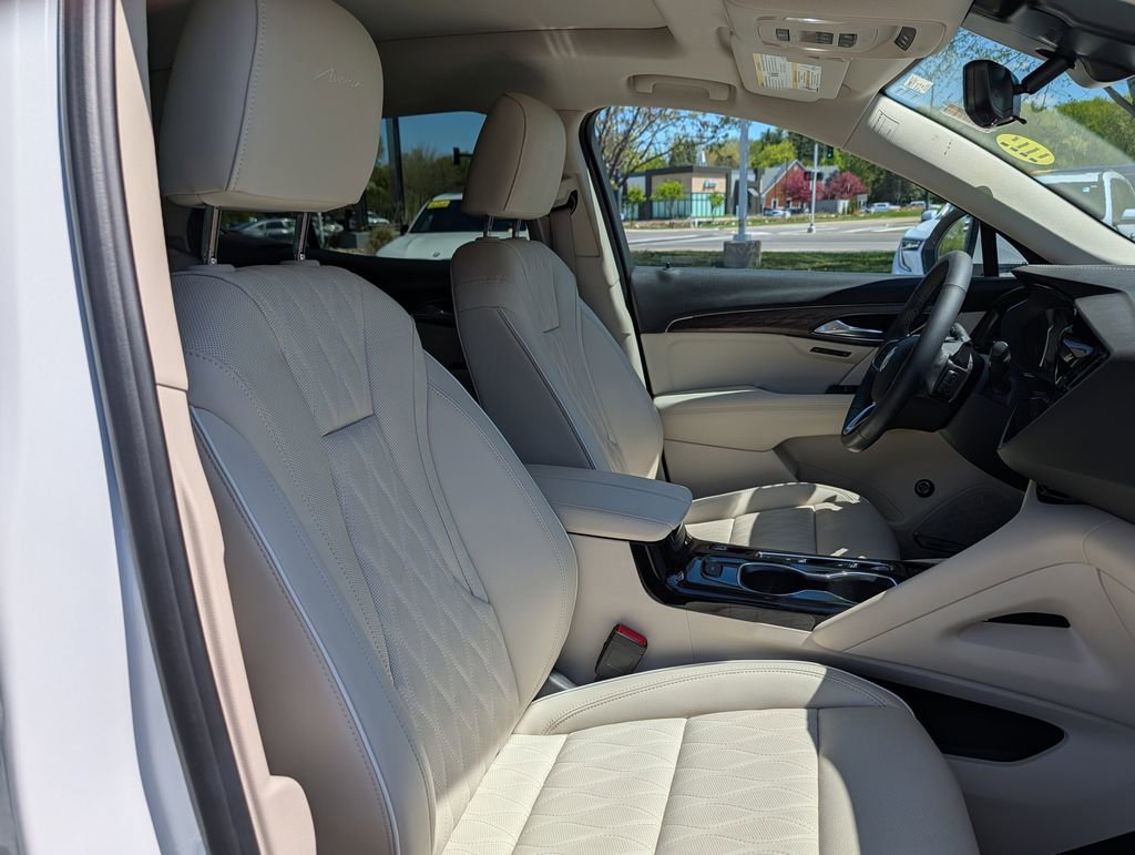 Used 2023 Buick Envision Avenir AWD/4WD image 19
