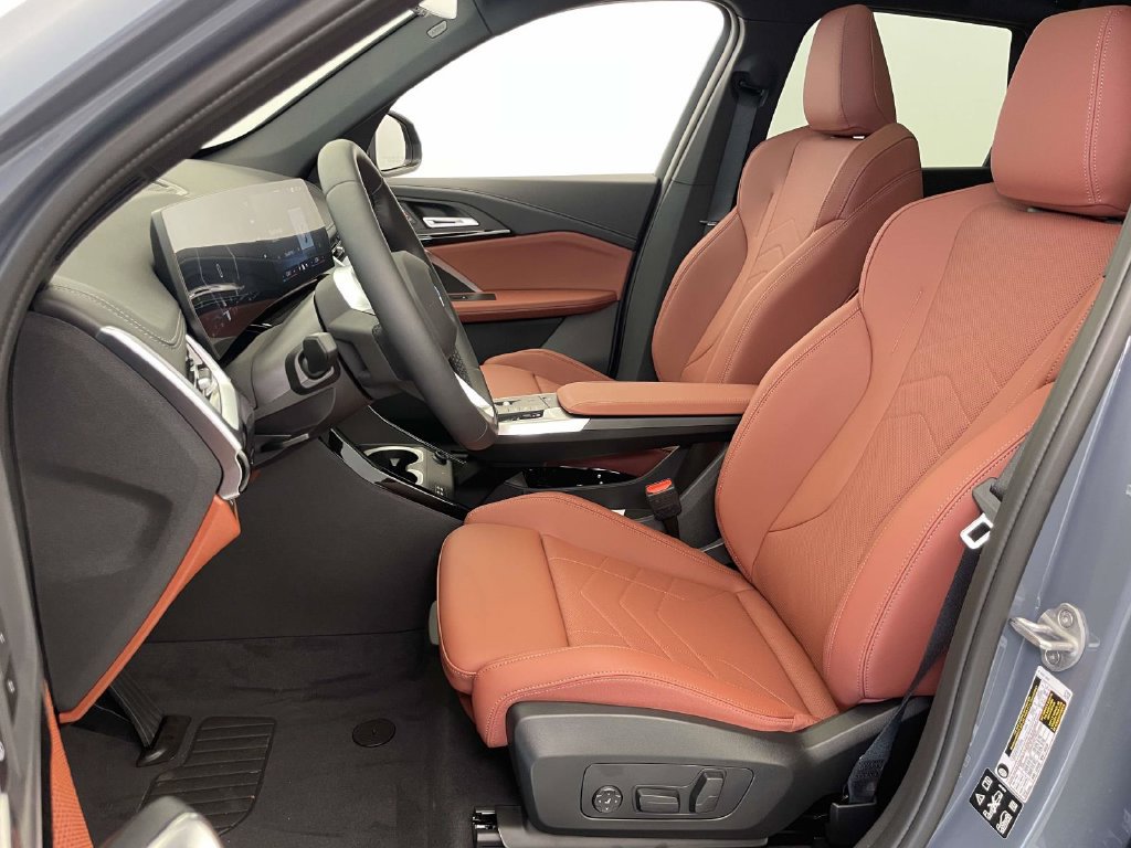 New 2027 BMW X1 xDrive28i w/ Convenience Package AWD/4WD image 13