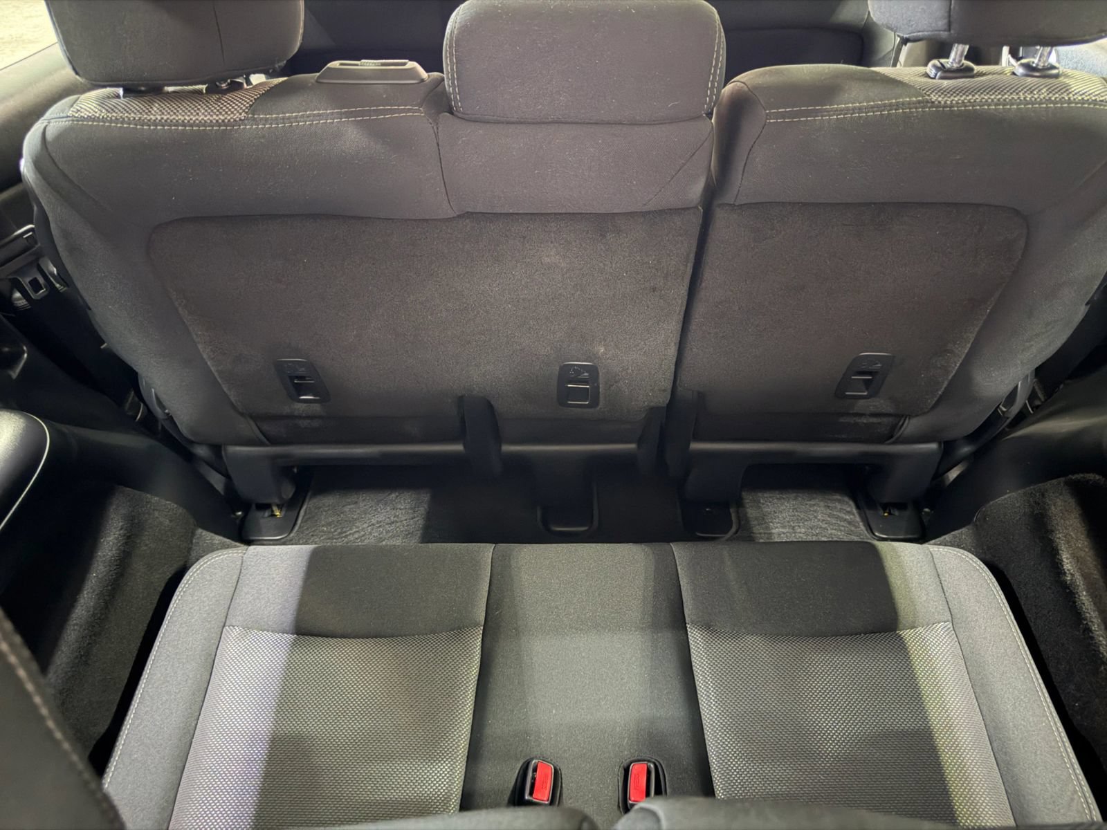Used 2020 Nissan Pathfinder S AWD/4WD image 20