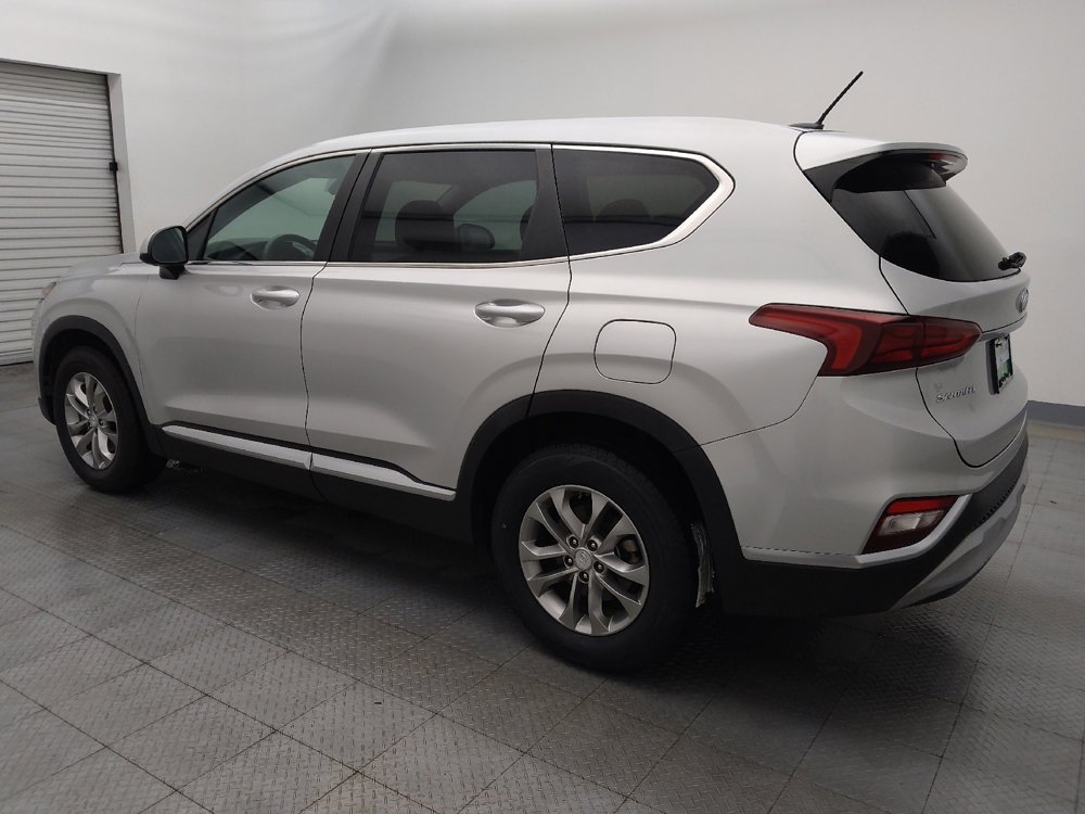 Used 2019 Hyundai Santa Fe SE image 3