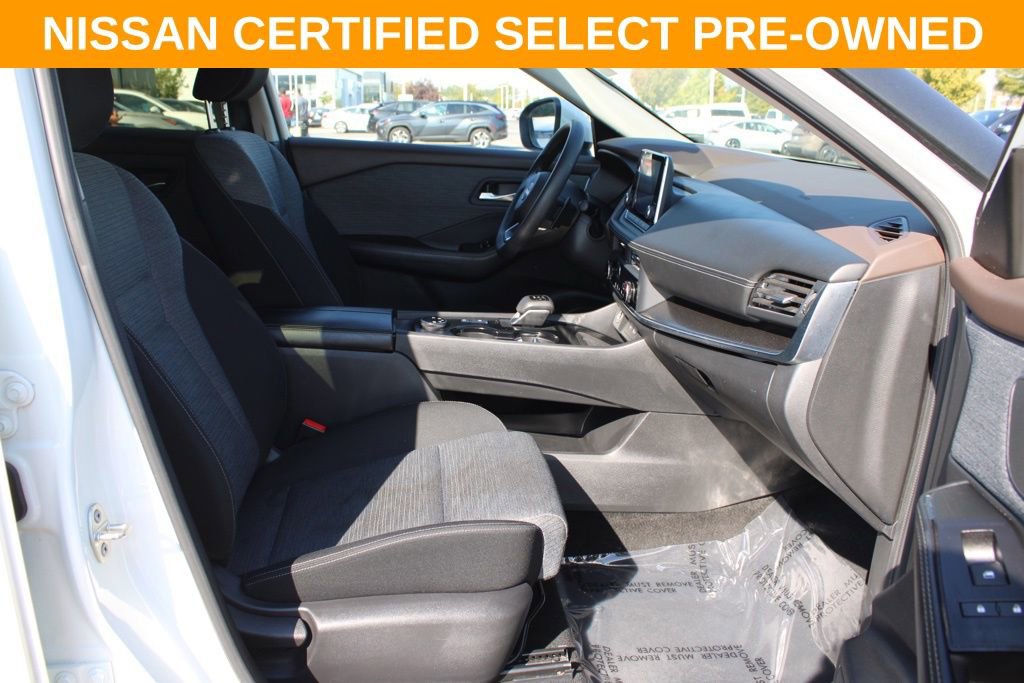 Certified 2023 Nissan Rogue SV image 20