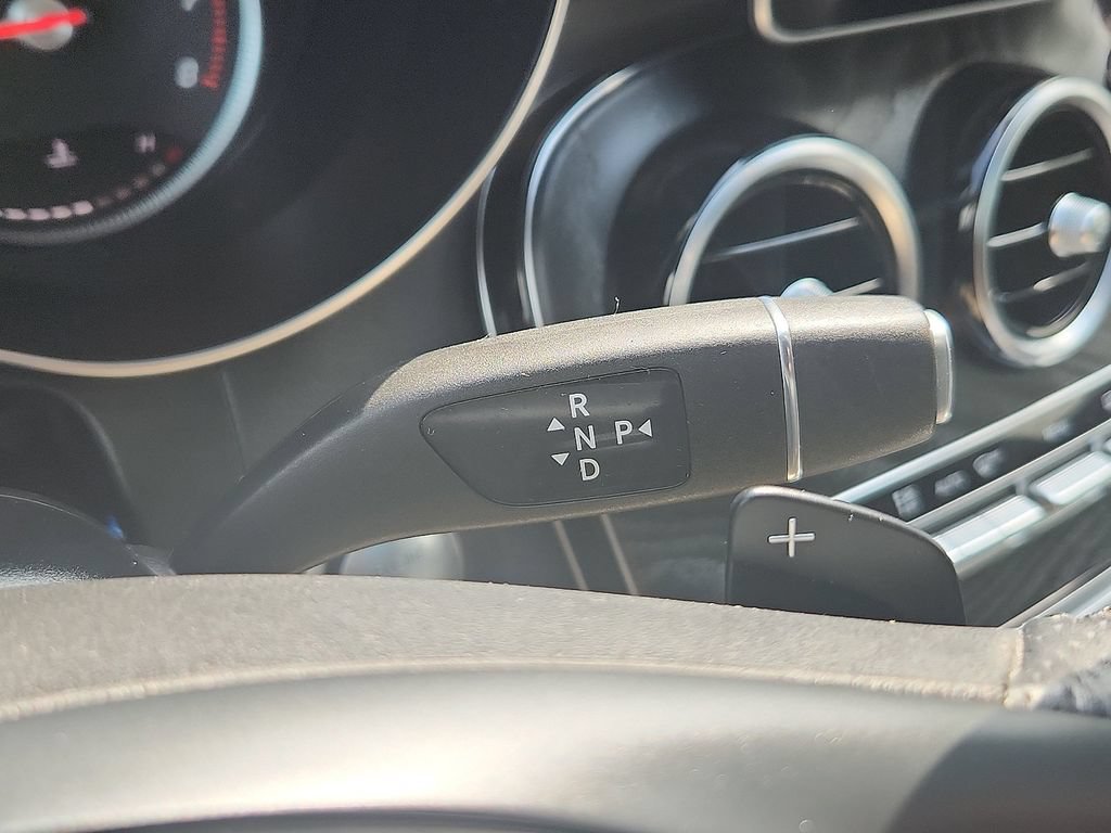 Used 2019 Mercedes-Benz GLC 300 4MATIC w/ Premium Package image 10