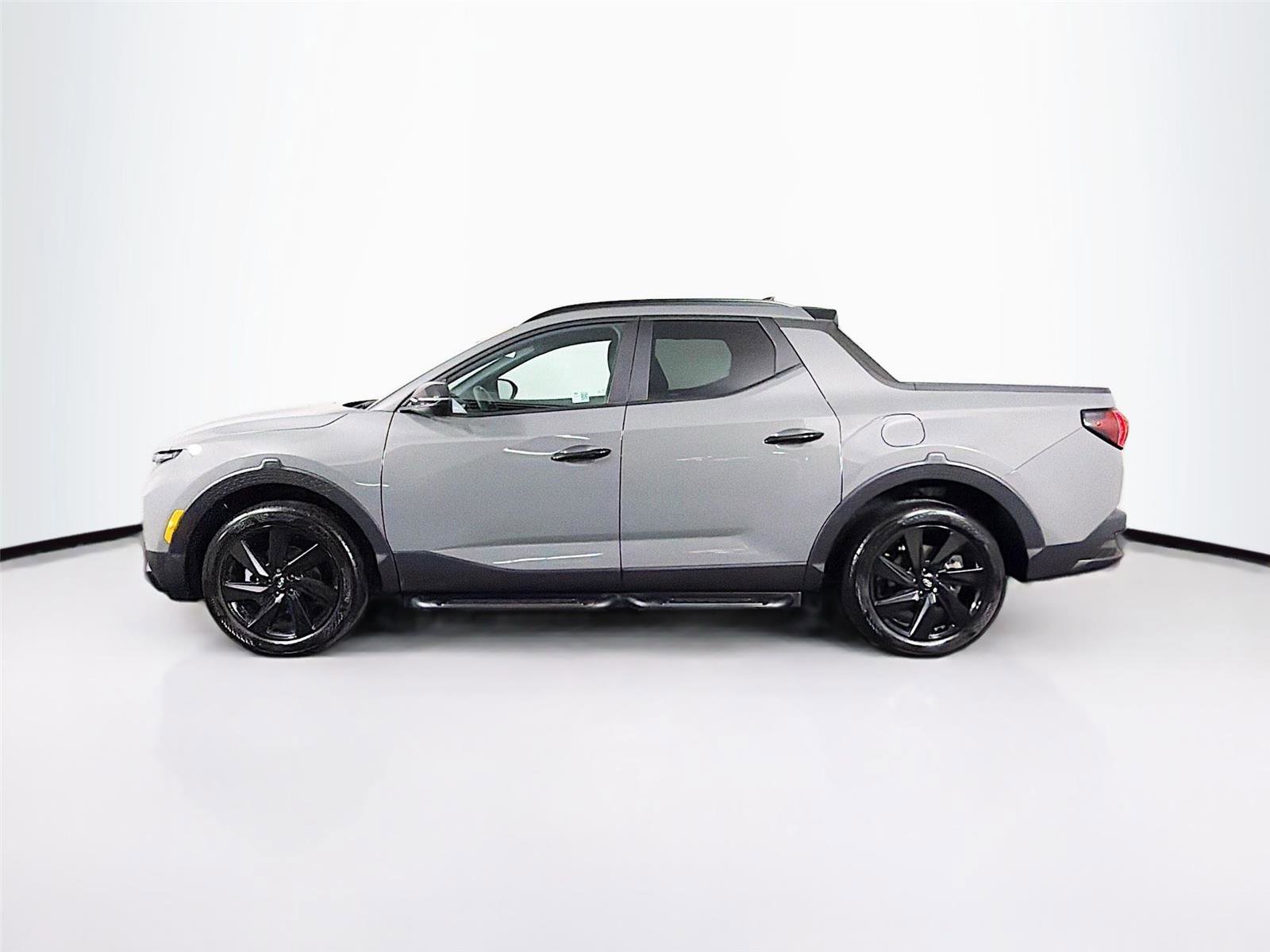 Used 2024 Hyundai Santa Cruz Night AWD/4WD image 4