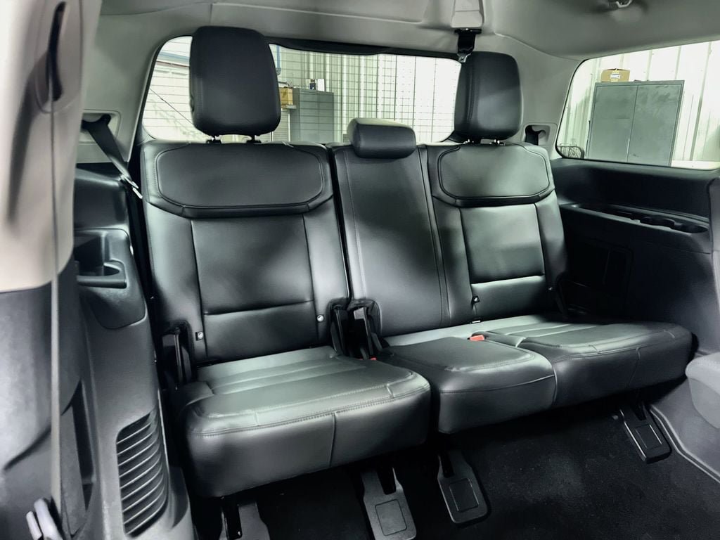 New 2026 Ford Expedition Active AWD/4WD image 23