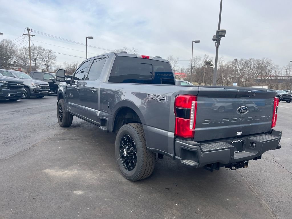 Used 2024 Ford F250 Lariat w/ Lariat Ultimate Package image 3