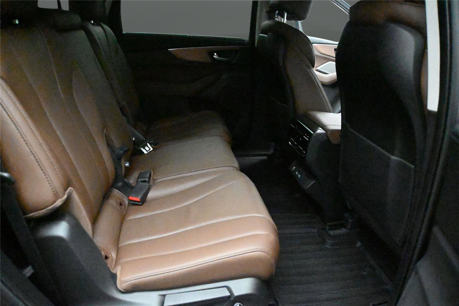 Certified 2024 Acura MDX SH-AWD w/ Technology Package image 17