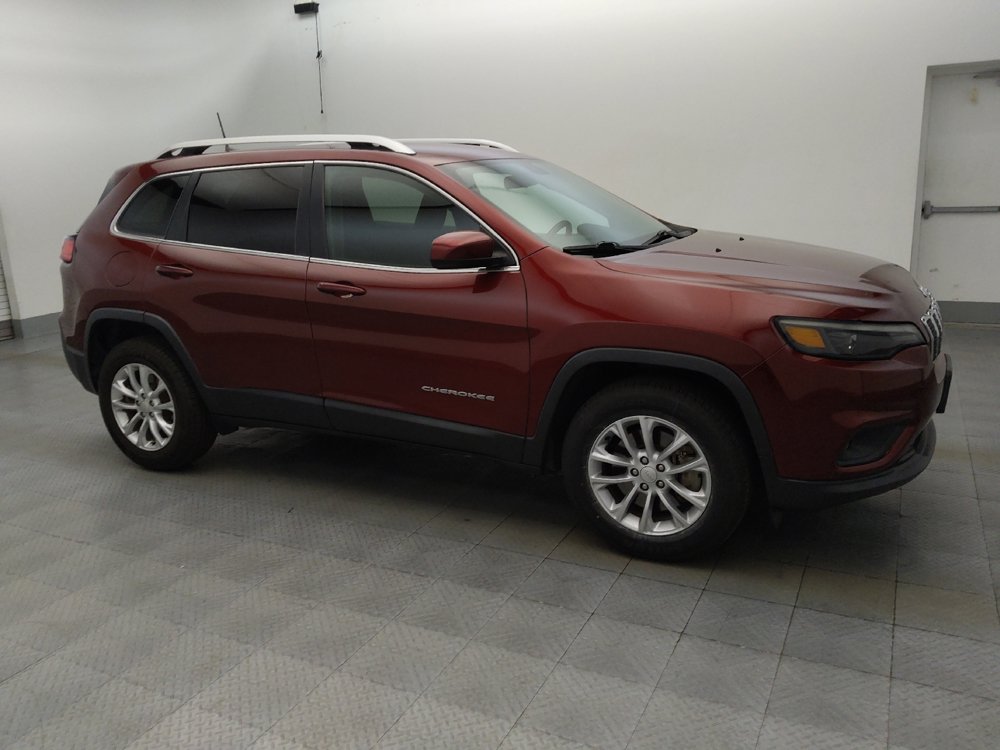 Used 2019 Jeep Cherokee Latitude w/ Cold Weather Group AWD/4WD image 11