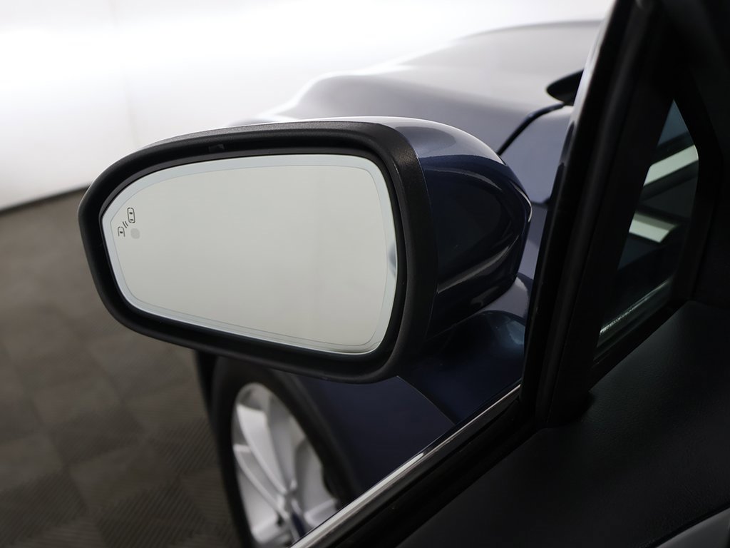 Used 2019 Ford Fusion SEL image 28