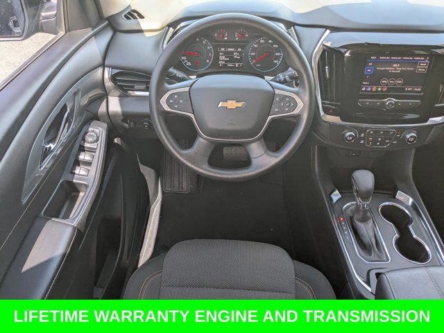 Used 2021 Chevrolet Traverse LS FWD image 17
